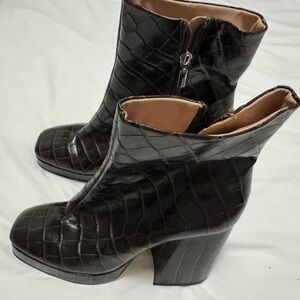 SCHUTZ Black Croc-Patterned Ankle Booties